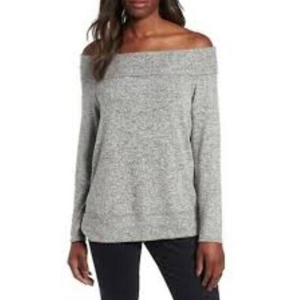 Gibsonlook xLiving in Yellow Mary Fleece Off the Shoulder Top in Grey P2XS